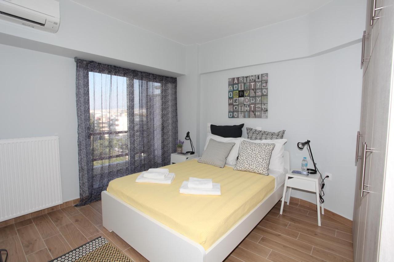 Edem Beach Apartment With Mountain View By Athenian Homes Exteriör bild